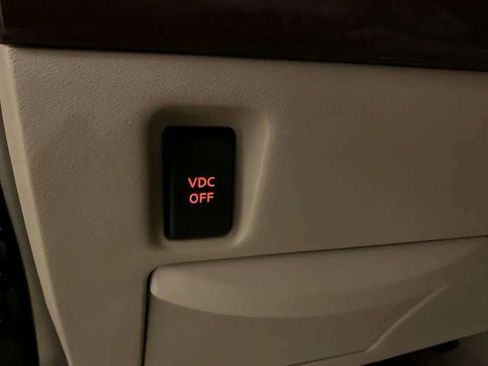 Used 2010 Nissan Sentra 2.0 SL w/ Leather Pkg FWD image 41