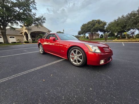 Used 2004 Cadillac XLR RWD image 8