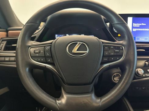 Certified 2025 Lexus ES 300h w/ Premium Package FWD image 22