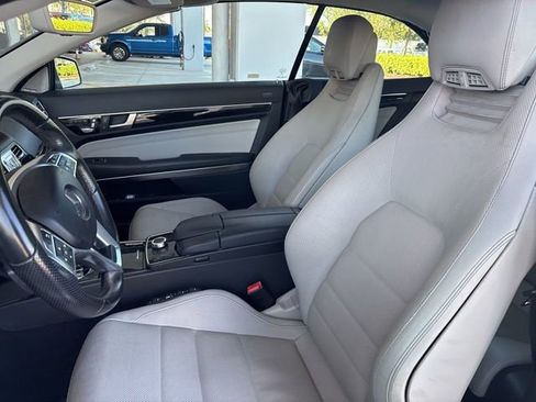 Used 2017 Mercedes-Benz E 400 Cabriolet image 4