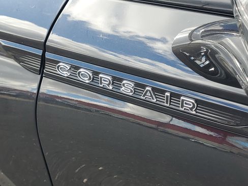 New 2026 Lincoln Corsair Premiere image 7