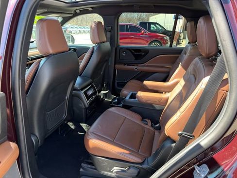 Used 2023 Lincoln Aviator Grand Touring w/ Equipment Group 301A image 17