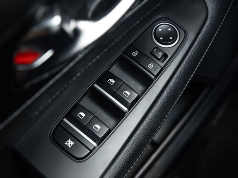 Used 2023 Kia Forte GT-Line w/ GT-Line Technology Package FWD image 19
