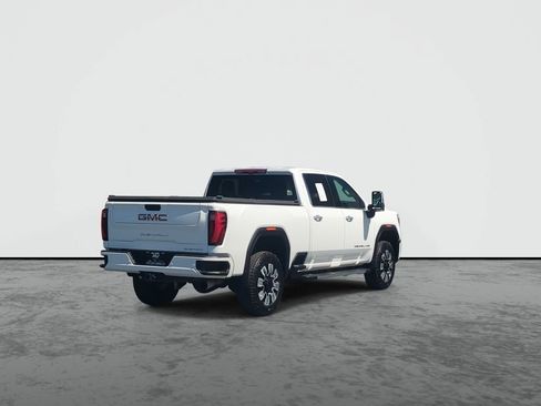 Used 2024 GMC Sierra 2500 Denali w/ Denali Reserve Package AWD/4WD image 8