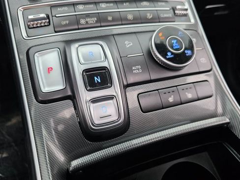 Certified 2022 Hyundai Santa Fe SEL Premium image 28