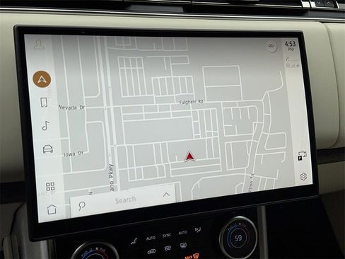 Used 2023 Land Rover Range Rover SE image 24