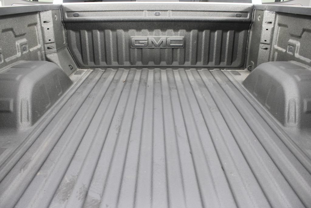 Used 2025 GMC Sierra 1500 SLT w/ SLT Premium Plus Package AWD/4WD image 21