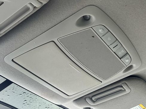 Used 2015 Nissan Sentra SV image 30