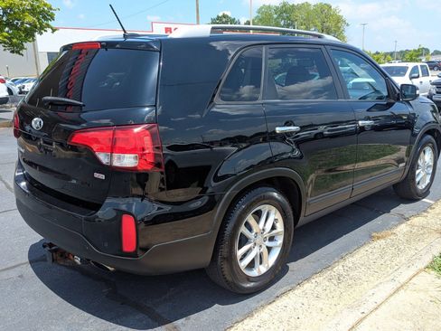 Used 2015 Kia Sorento LX AWD/4WD image 7