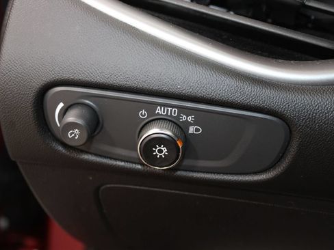 Used 2025 Chevrolet Malibu LT FWD image 37