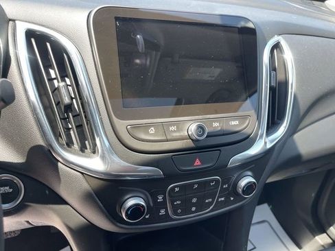 Used 2018 Chevrolet Equinox LT w/ Sun & Infotainment Package FWD image 7