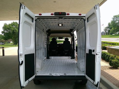 Used 2023 RAM ProMaster 2500 FWD image 7