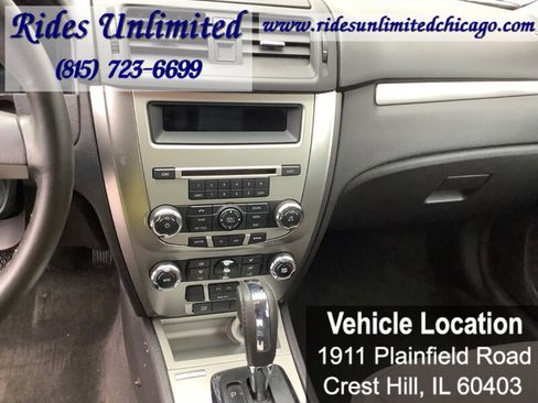 Used 2011 Ford Fusion Base image 13