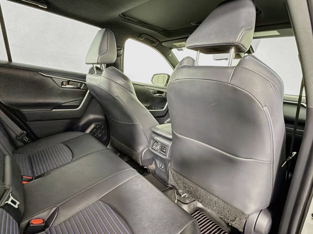 Used 2019 Toyota RAV4 XSE w/ XSE Weather Package AWD/4WD image 26