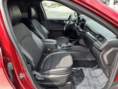 Used 2023 Ford Escape ST-Line w/ Tech Pack #1 FWD image 33