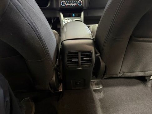 Used 2023 Ford Escape Active AWD/4WD image 29
