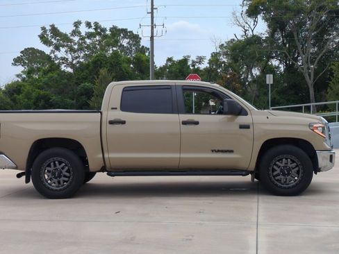 Used 2017 Toyota Tundra SR5 w/ TRD Off Road Package RWD image 4