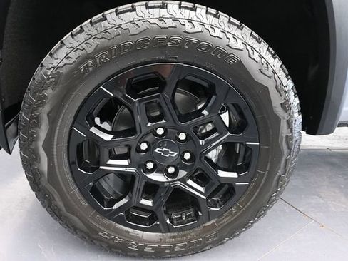 New 2026 Chevrolet Colorado Trail Boss AWD/4WD image 17