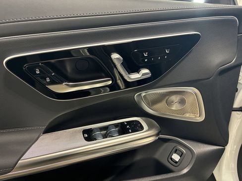 New 2026 Mercedes-Benz CLE 300 4MATIC Cabriolet image 9