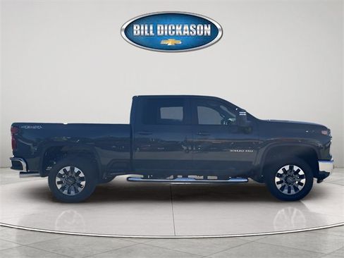 New 2026 Chevrolet Silverado 3500 LT image 10