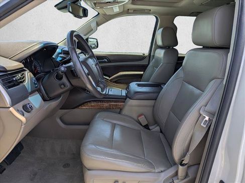 Used 2015 Chevrolet Tahoe LTZ RWD image 17