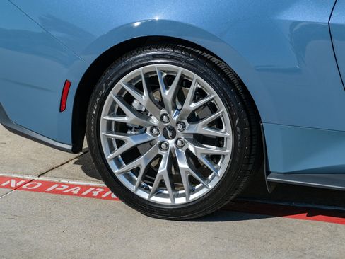 Used 2024 Ford Mustang GT Premium image 44