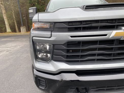 Used 2024 Chevrolet Silverado 2500 Custom w/ Custom Convenience Package image 14