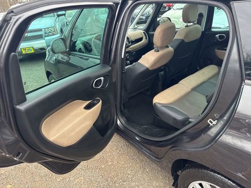 Used 2016 FIAT 500L Lounge image 35