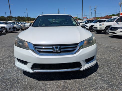 Used 2014 Honda Accord LX image 2