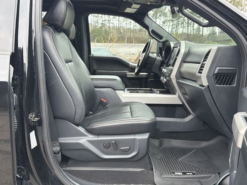 Used 2022 Ford F350 Lariat w/ Lariat Ultimate Package image 28