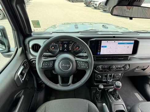 Used 2024 Jeep Wrangler Sport AWD/4WD image 15