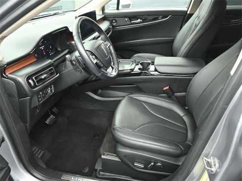 Certified 2022 Lincoln Nautilus Reserve w/ Equipment Group 201A image 10