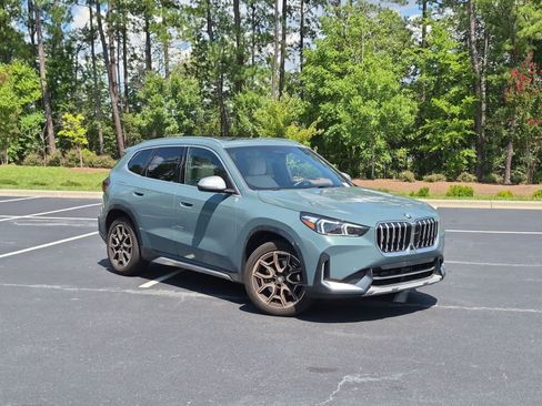 Used 2023 BMW X1 xDrive28i w/ Premium Package AWD/4WD image 2