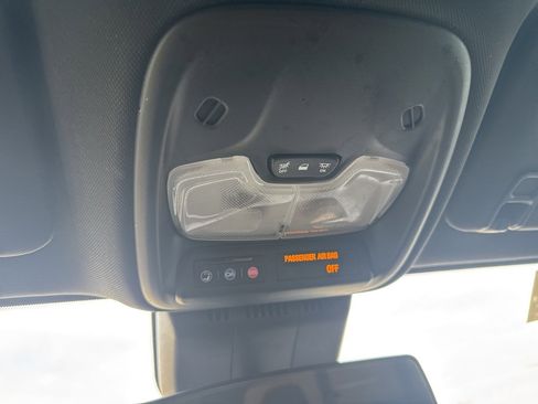 Used 2023 Chevrolet Colorado LT w/ LT Convenience Package image 16