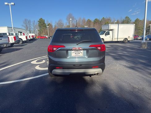 Used 2019 GMC Acadia SLE image 8