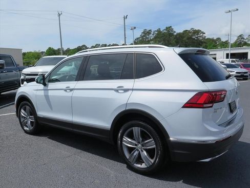 Used 2019 Volkswagen Tiguan SEL Premium image 5
