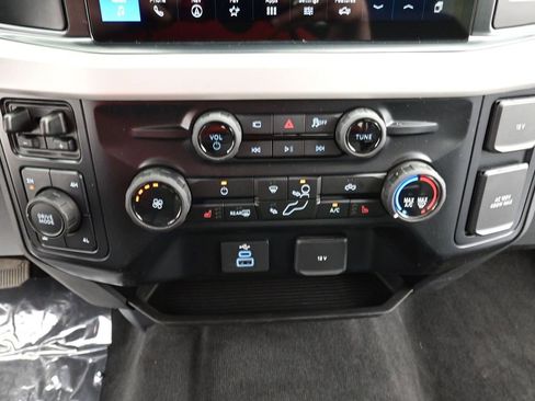 New 2026 Ford F350 XLT w/ XLT Premium Package image 15