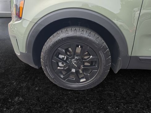 Used 2024 Kia Telluride SX Prestige X-Pro AWD/4WD image 9