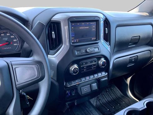 Used 2020 GMC Sierra 1500 2WD Crew Cab w/ Sierra Value Package image 5