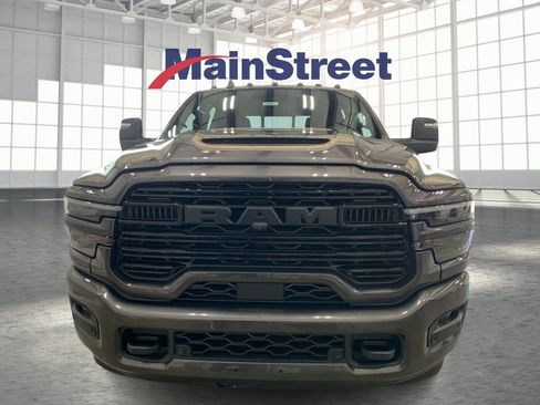 New 2026 RAM 2500 Laramie AWD/4WD image 8