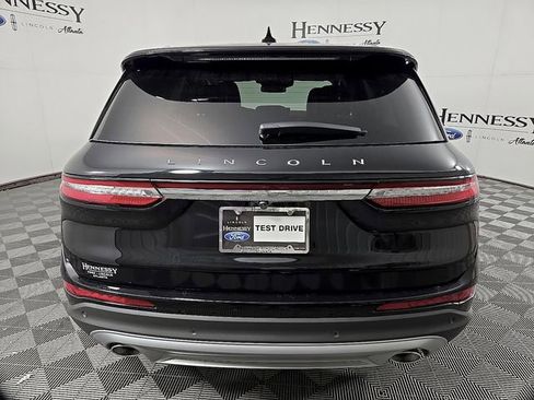Used 2026 Lincoln Corsair Premiere FWD image 5