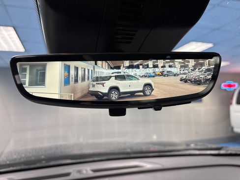 New 2026 Chevrolet Traverse Z71 image 38