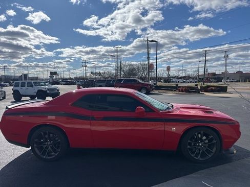 Used 2022 Dodge Challenger R/T Scat Pack image 4