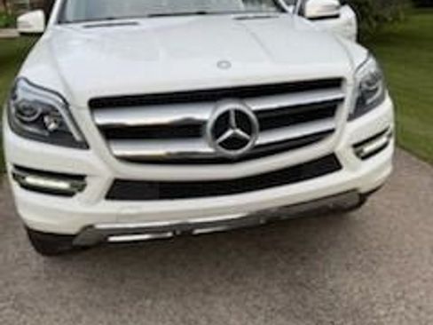 Used 2014 Mercedes-Benz GL 450 4MATIC image 5