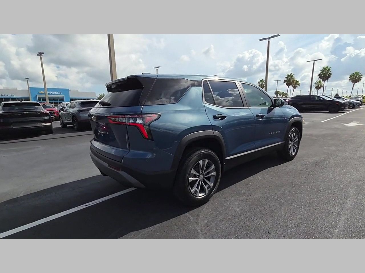 New 2027 Chevrolet Equinox ACTIV w/ Safety and Technology Package FWD image 17