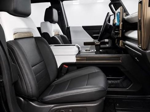 Used 2024 GMC Hummer EV 3X AWD/4WD image 15