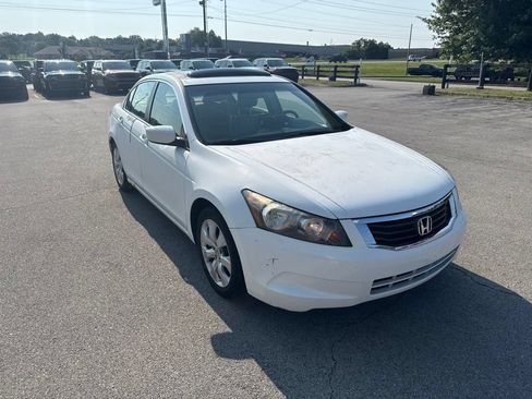 Used 2009 Honda Accord EX-L image 2