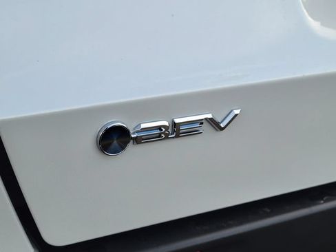 New 2026 Toyota bZ FWD image 25