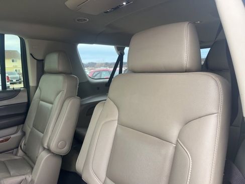 Used 2017 Chevrolet Suburban Premier image 42