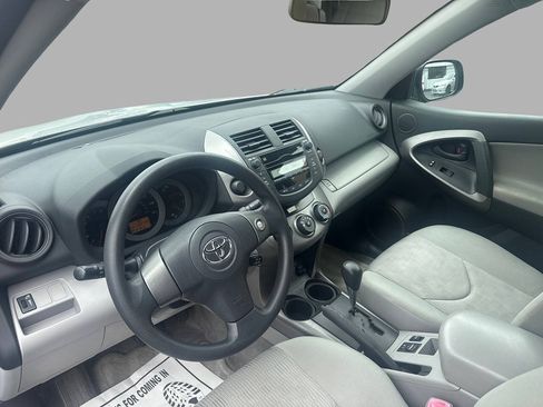 Used 2010 Toyota RAV4 2WD image 9